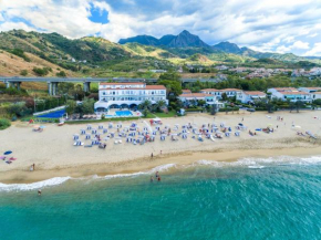Hotel Poseidon Diamante